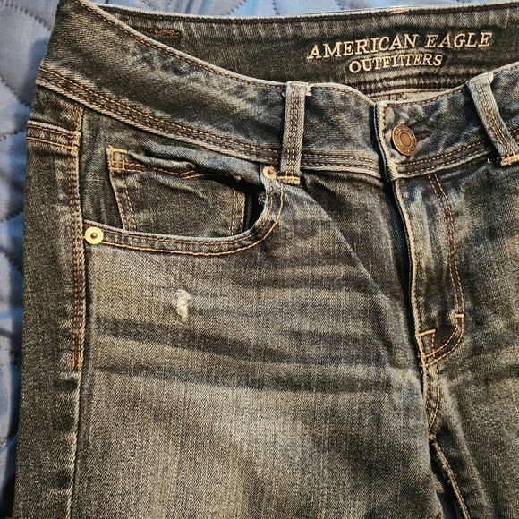 American Eagle Kick Boot Stretch Denim Blue Jeans Women's Size 6 Short Flare EUC - Picture 3 of 8